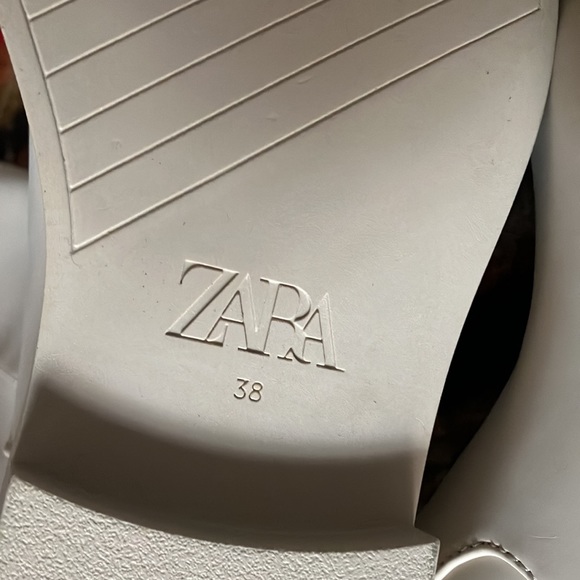 🔥🔥🔥Zara knee high boots white creamy🔥🔥🔥🔥 - Picture 4 of 6